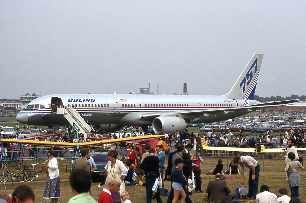 N505EA · Boeing 757-225 · (FAB / EGLF)