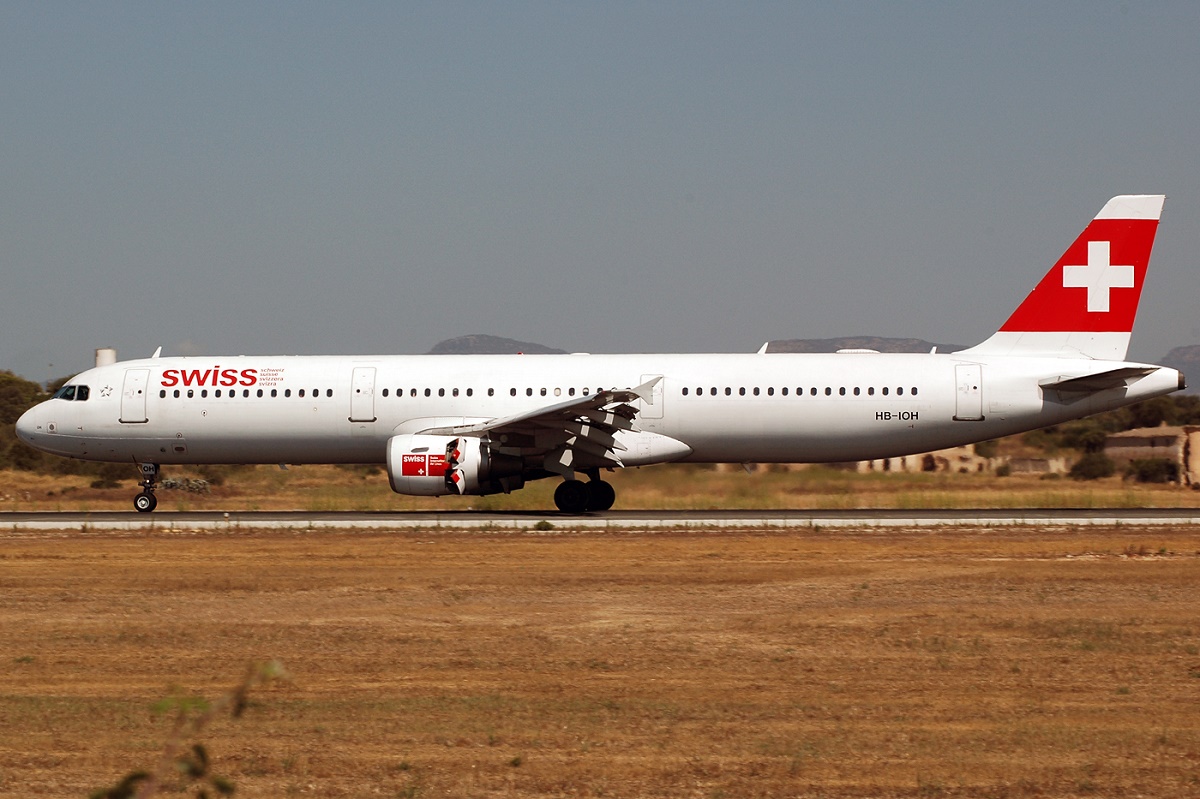 HB-IOH · Airbus A321-111 · (PMI / LEPA / LESJ)