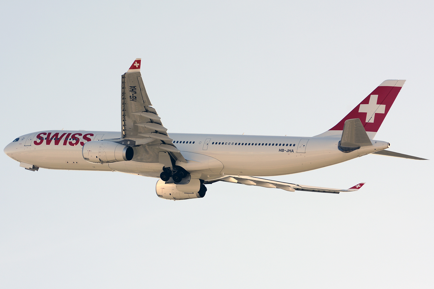 HB-JHA · Airbus A330-343 · (ZRH / LSZH)