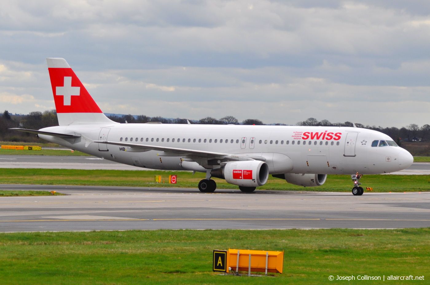HB-IJP · Airbus A320-214 · (MAN / EGCC)