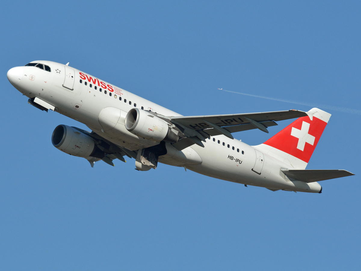 HB-IPU · Airbus A319-112 · (CPH / EKCH)