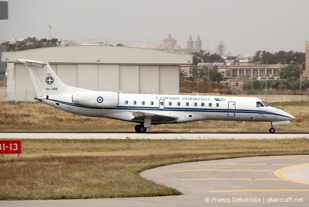145-209 · Embraer ERJ-135LR · (MLA / LMML)