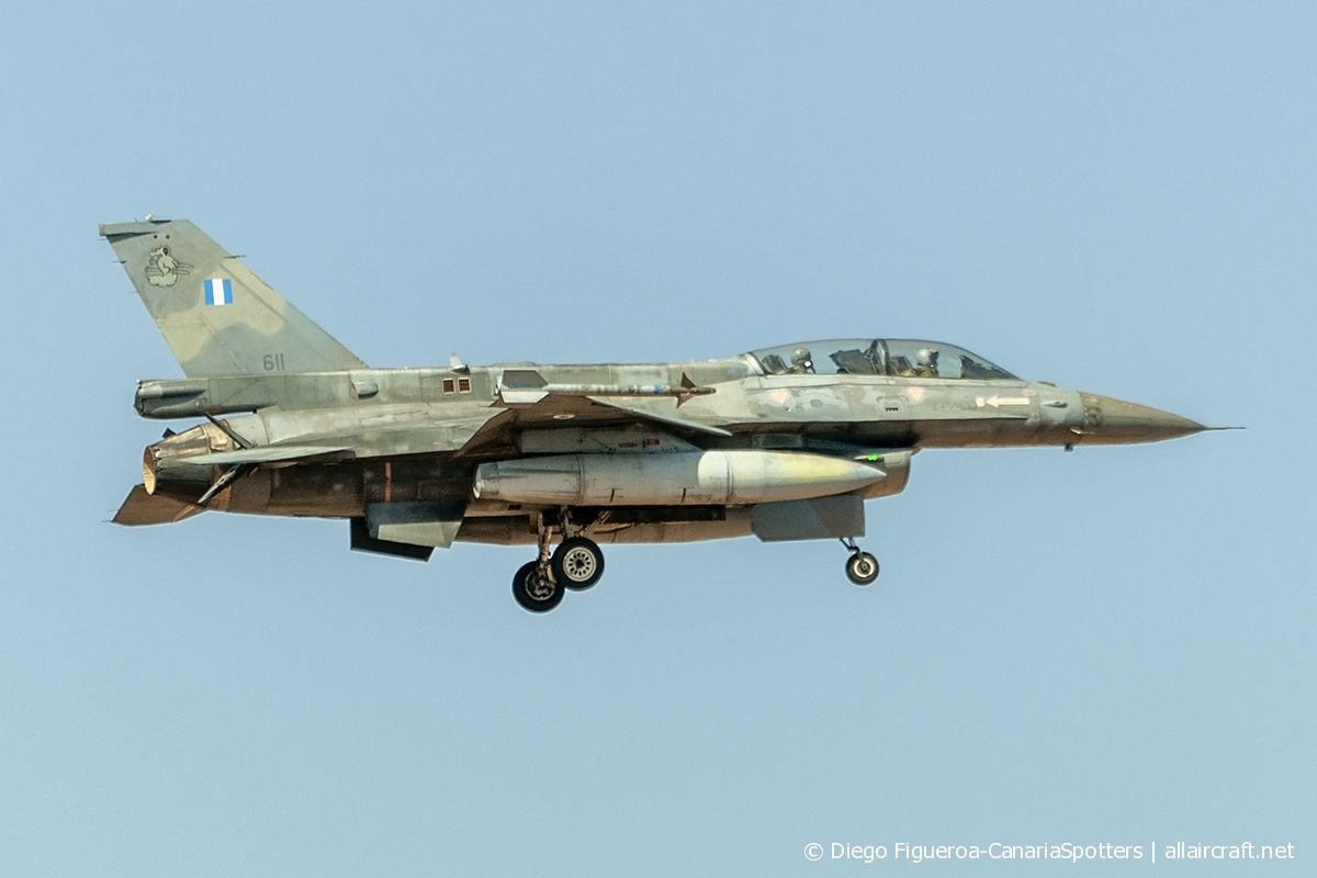 611 · General Dynamics F-16D Fighting Falcon · (LPA / GCLP)