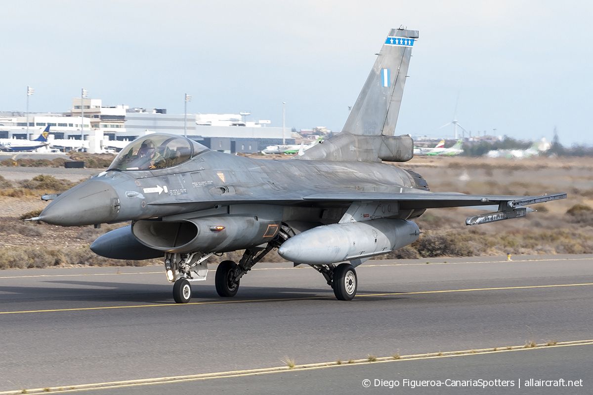 500 · General Dynamics F-16C Fighting Falcon · (LPA / GCLP)