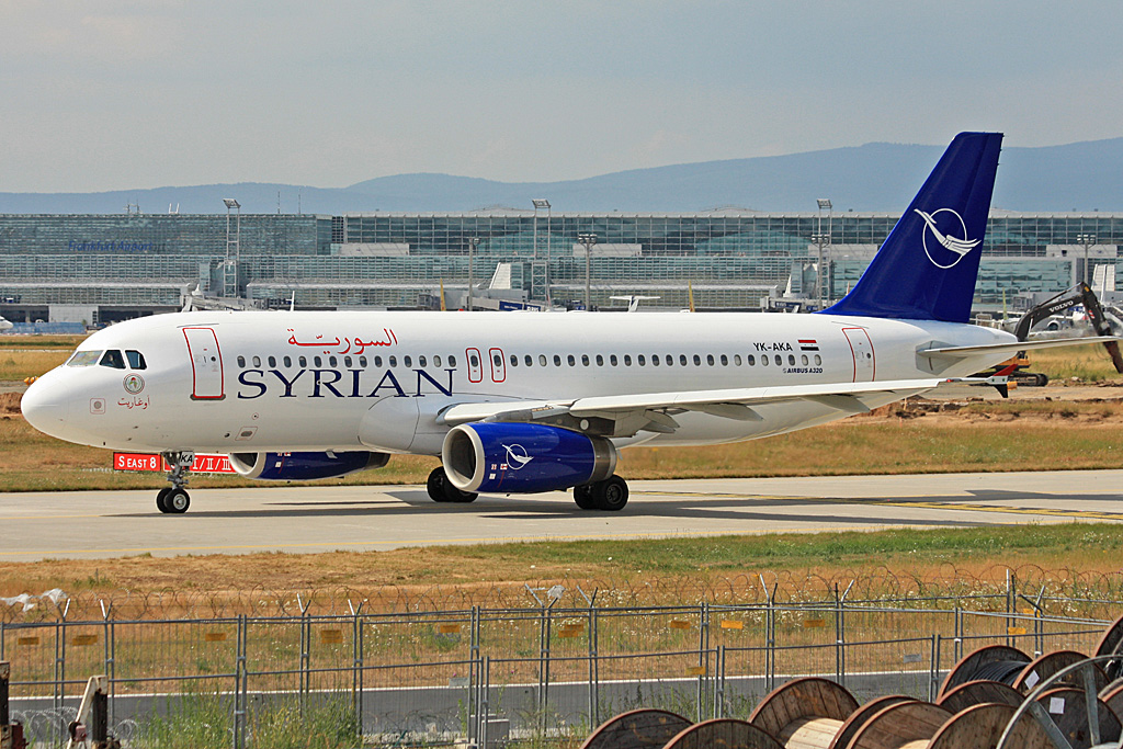 YK-AKA · Airbus A320-232 · (FRA / EDDF)