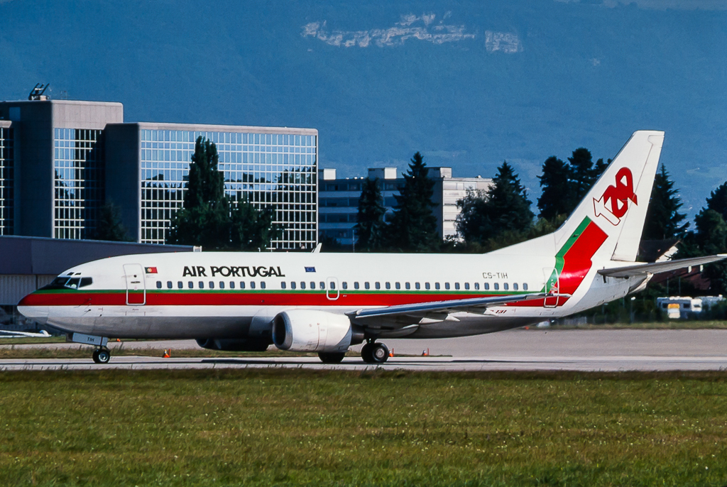 CS-TIH · Boeing 737-3K9 · (GVA / LSGG)