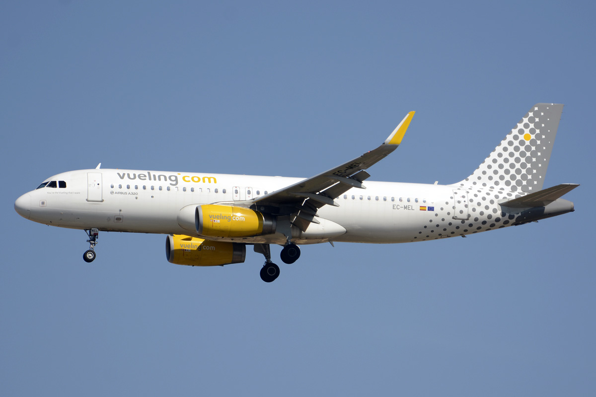 EC-MEL · Airbus A320-232 · (IBZ / LEIB)