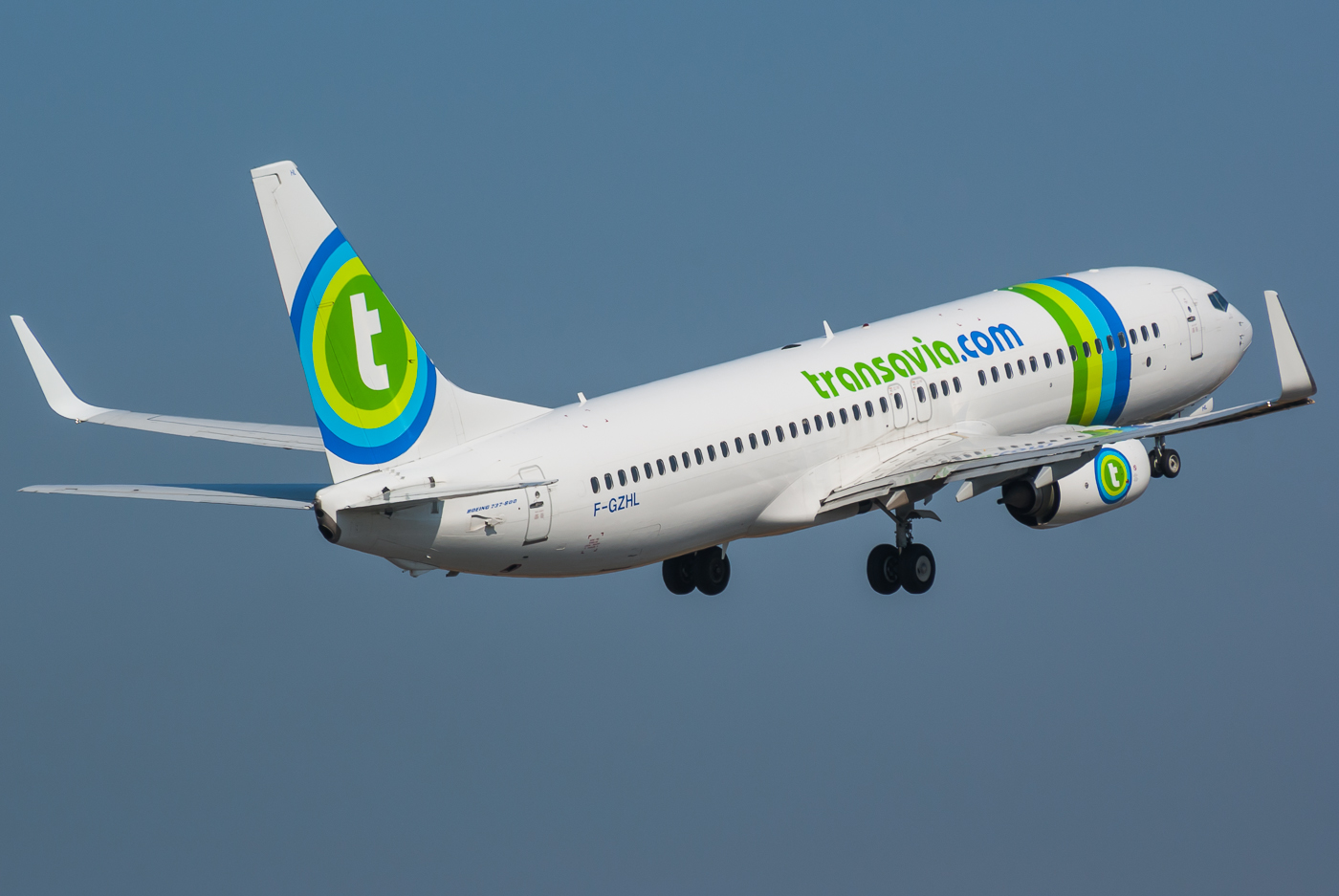 F-GZHL · Boeing 737-8K2(WL) · (OPO / LPPR)