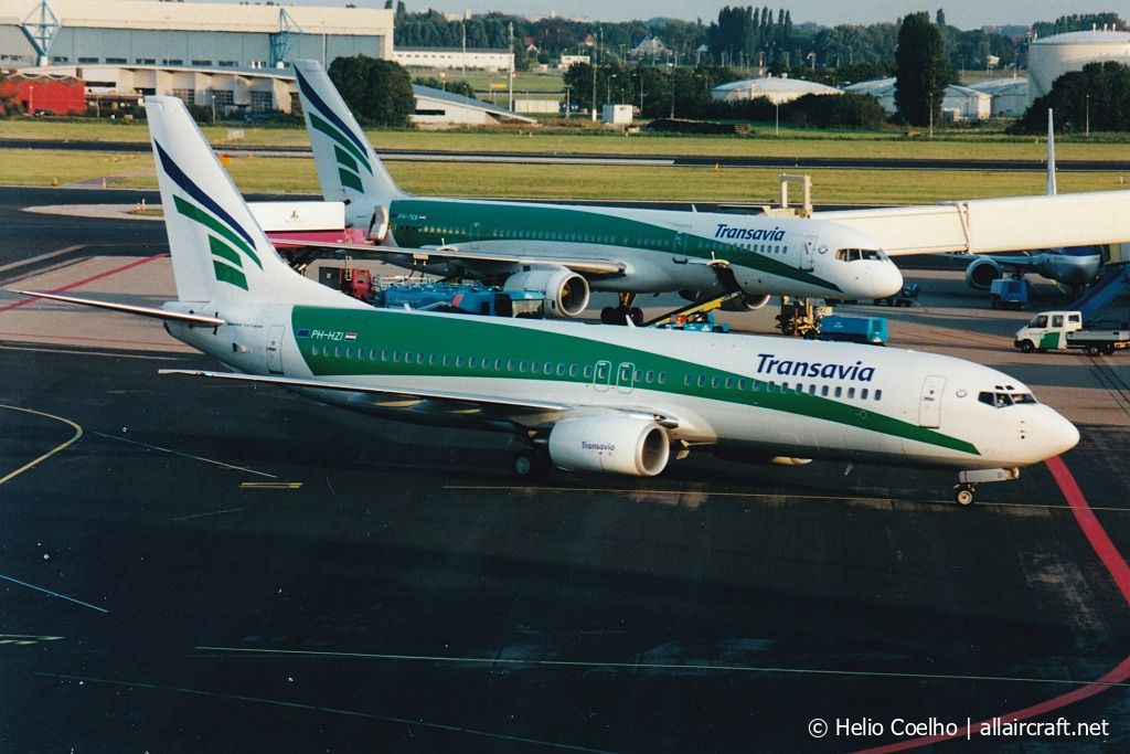 PH-HZI · Boeing 737-8K2 · (AMS / EHAM)