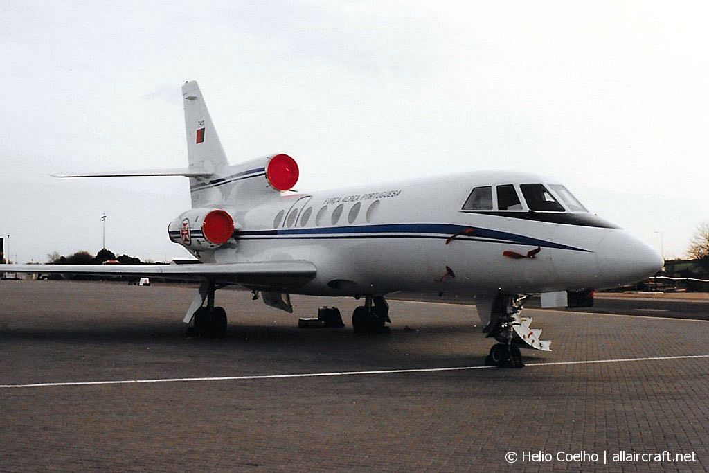 7401 · Dassault Falcon 50 · (NHT / EGWU)