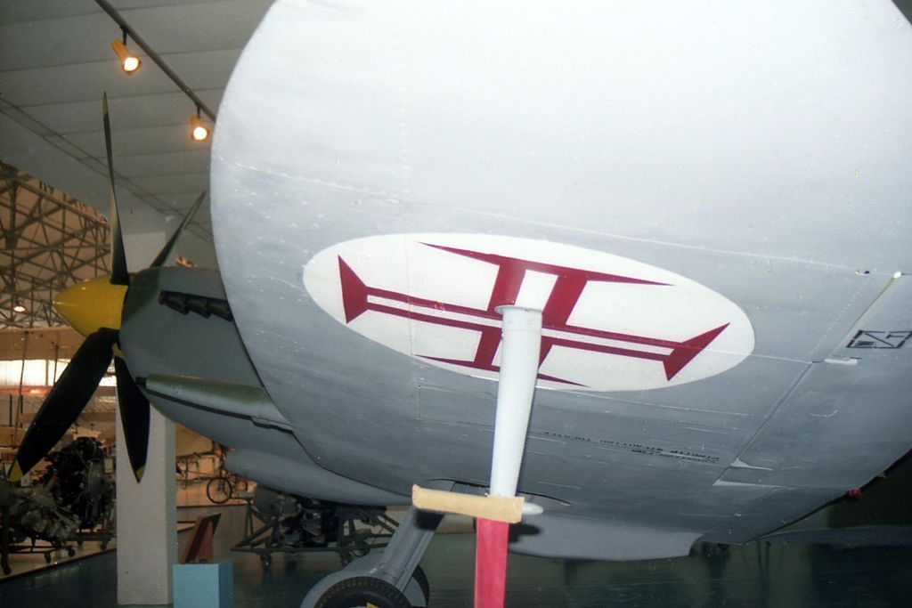 ML255 · Supermarine 361 Spitfire HF.IXc · (LPAR)