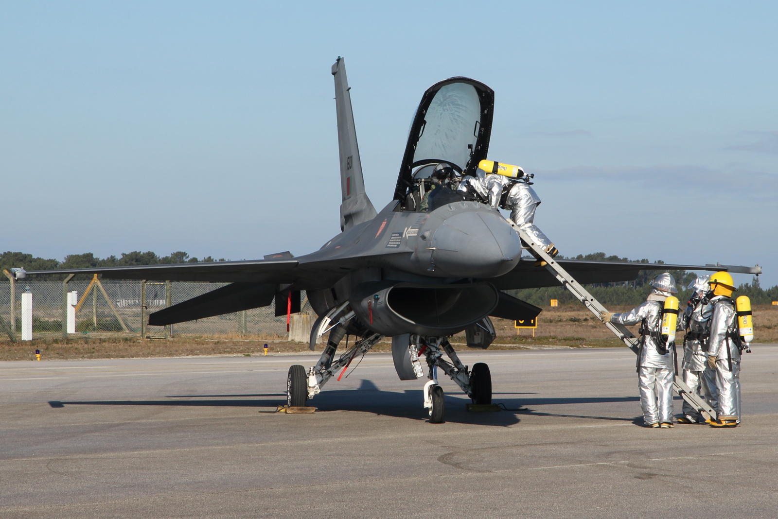 15101 · General Dynamics F-16AM · (LPMR)