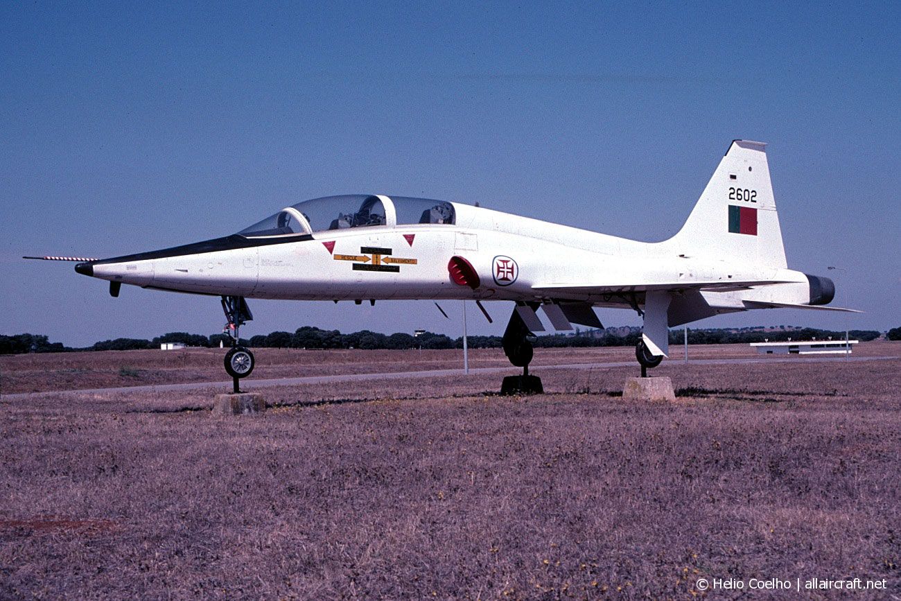 2602 · Northrop T-38A Talon · (BYJ / LPBJ)