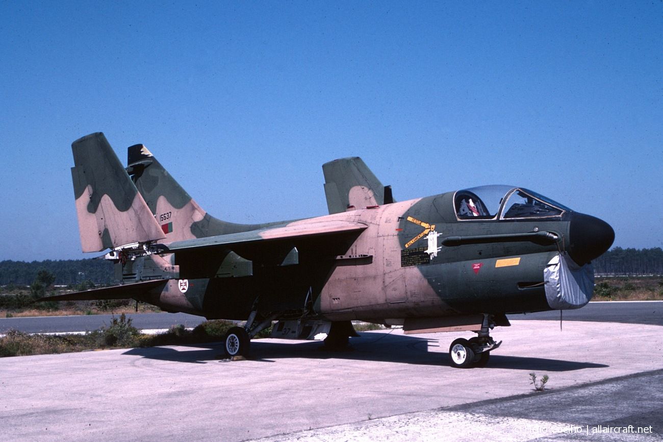15537 · LTV A-7P Corsair II · (LPMR)