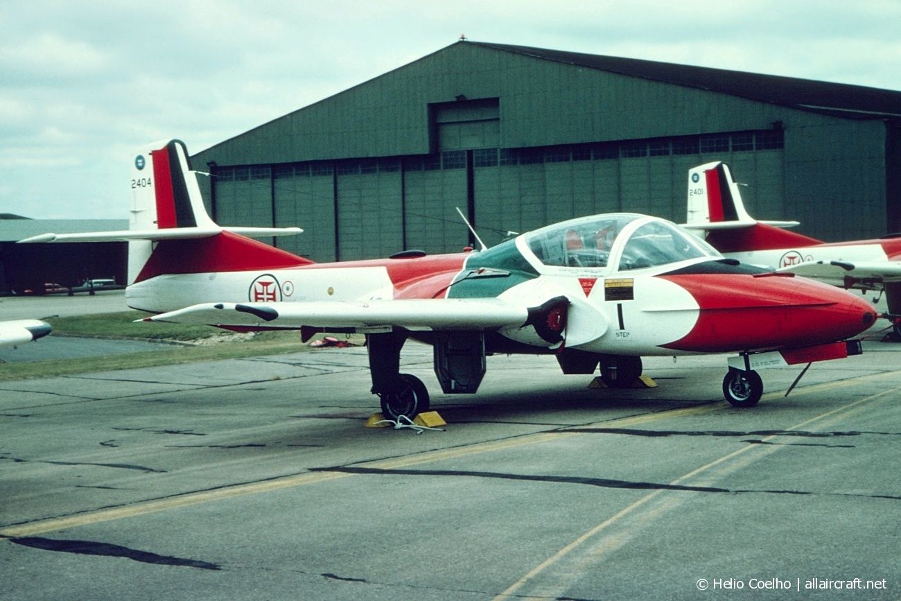 2404 · Cessna T-37C Tweety Bird · (EGVI)