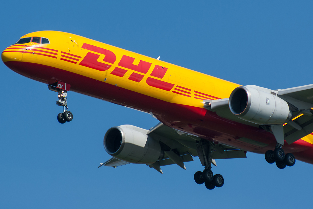 G-BIKM · Boeing 757-236(SF) · (OPO / LPPR)