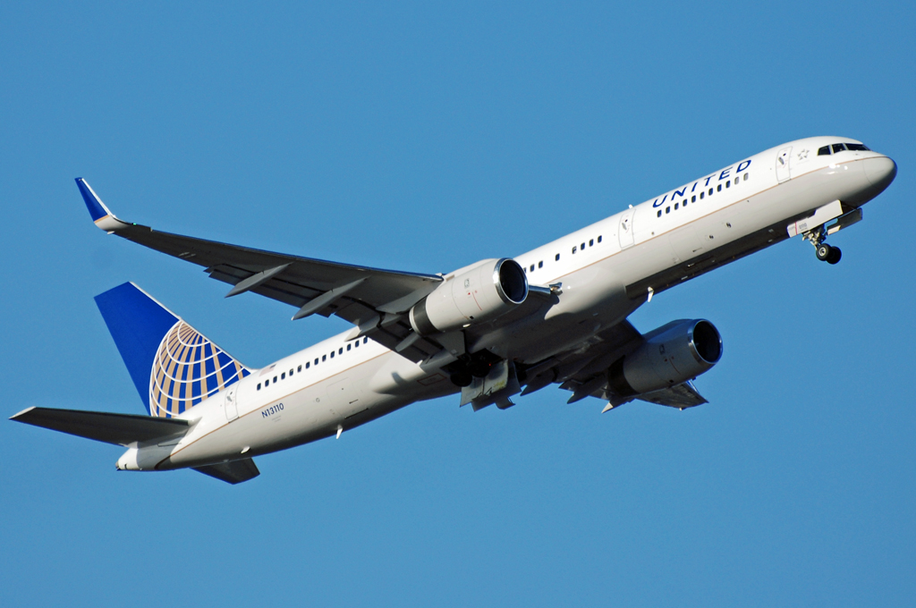 N13110 · Boeing 757-224(WL) · (CPH / EKCH)