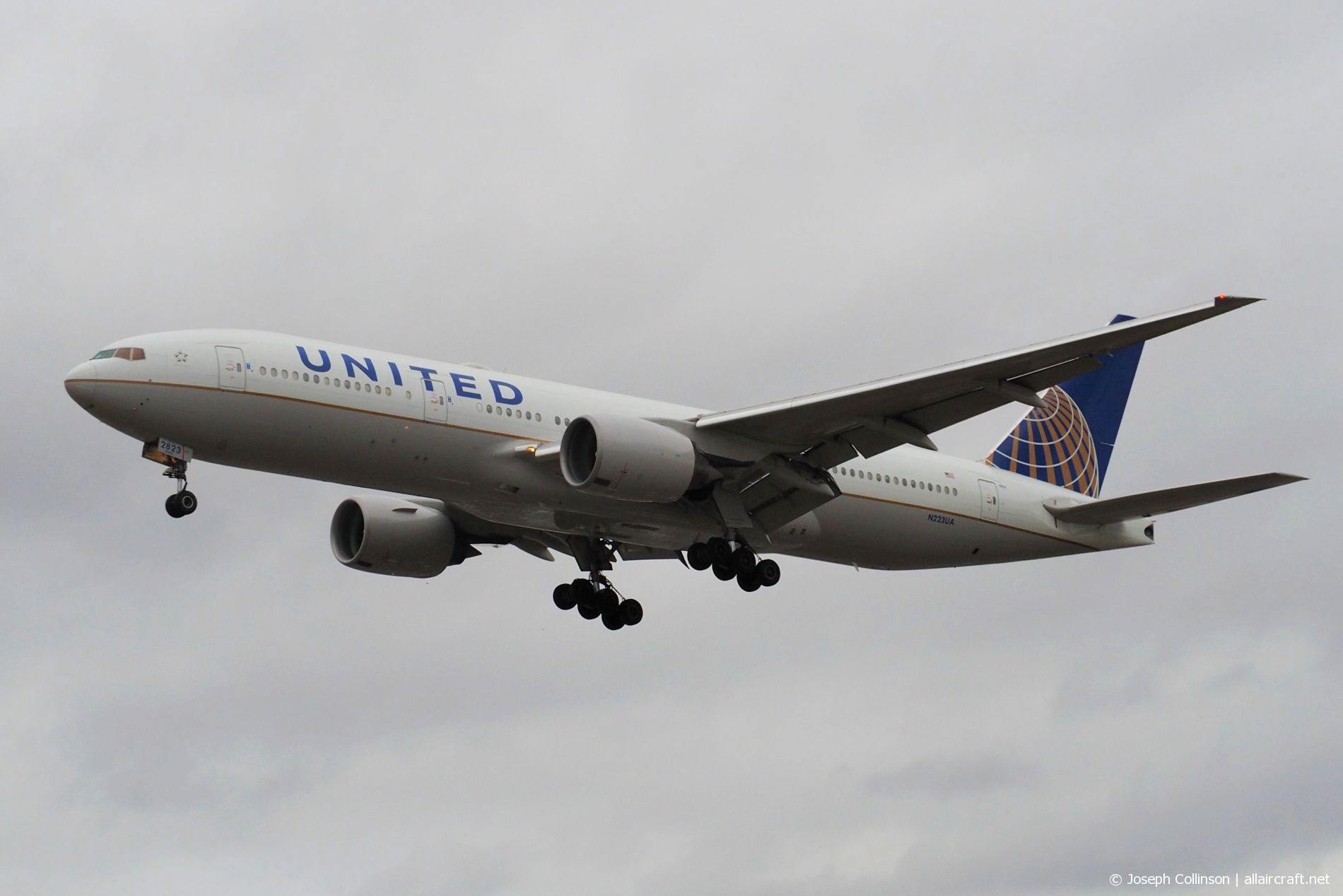 N223UA · Boeing 777-222/ER · (LHR / EGLL)