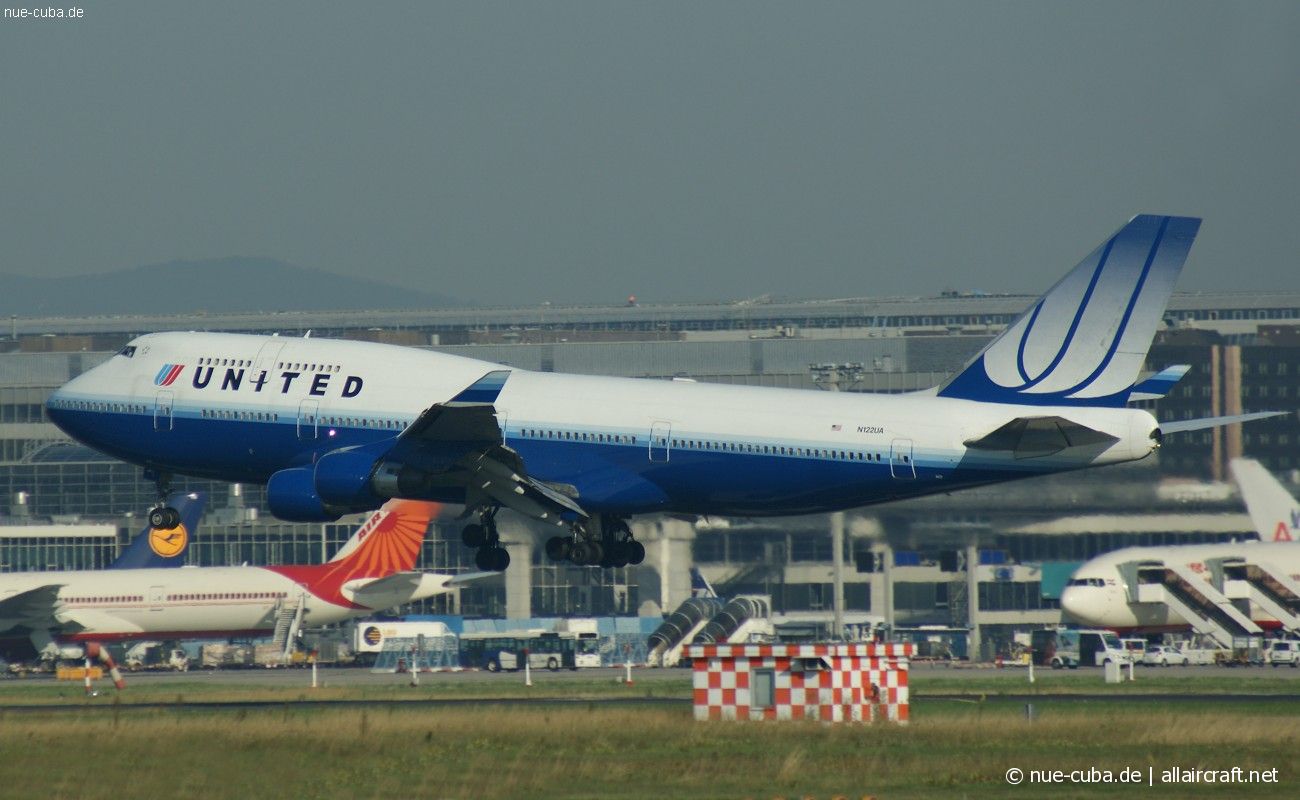 N122UA · Boeing 747-422 · (FRA / EDDF)