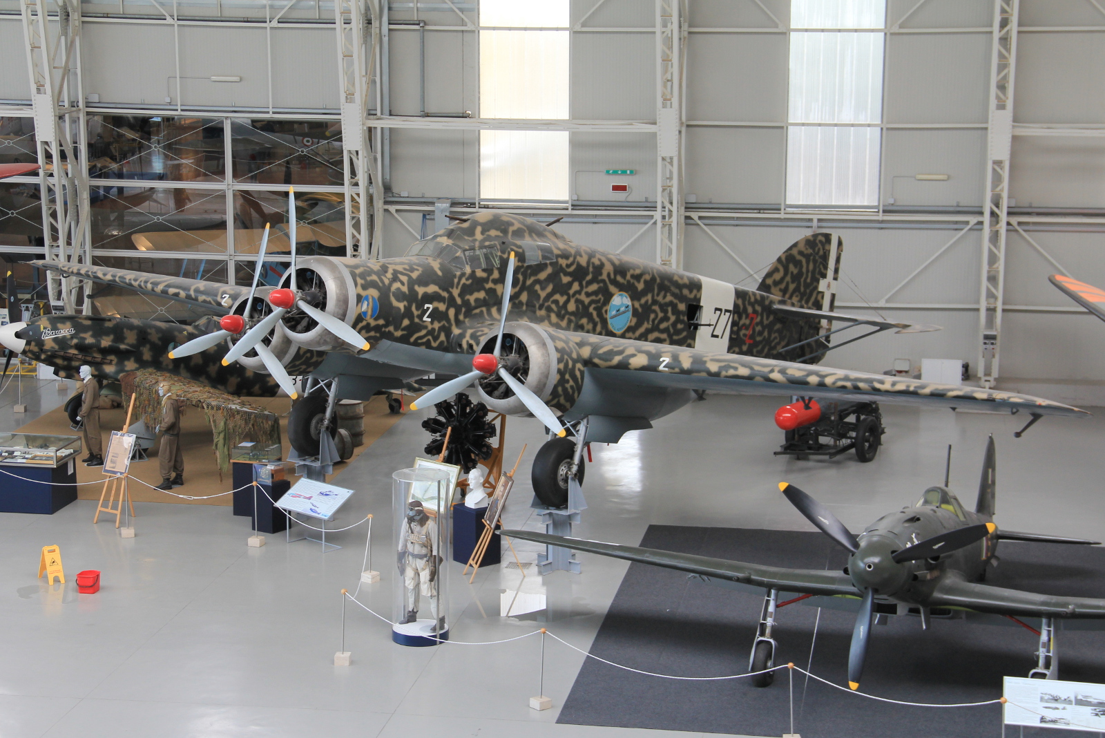 MM24327 · Savoia-Marchetti SM-79 Sparviero · (LIRB)