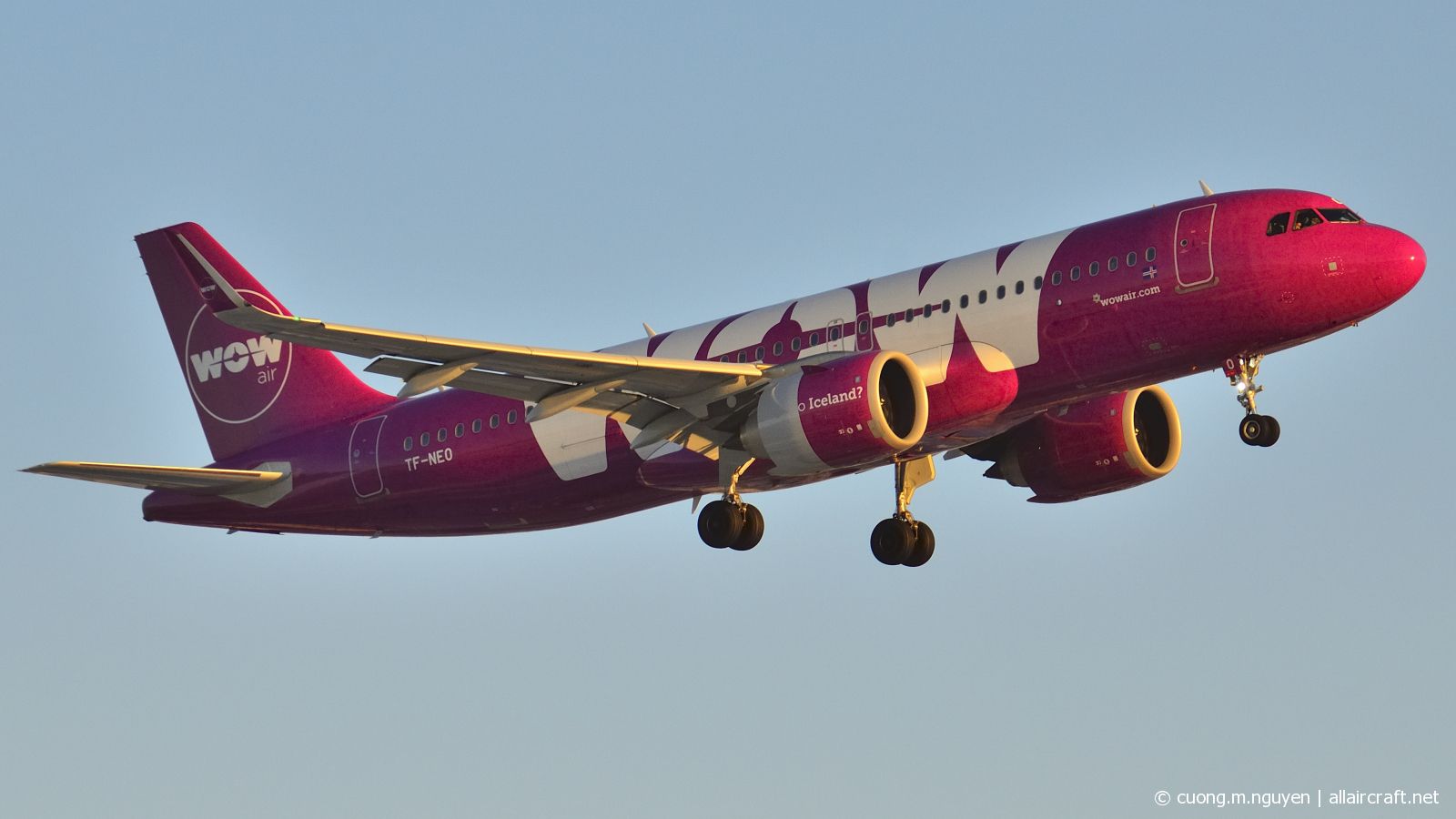 TF-NEO · Airbus A320-251N · (YUL / CYUL)