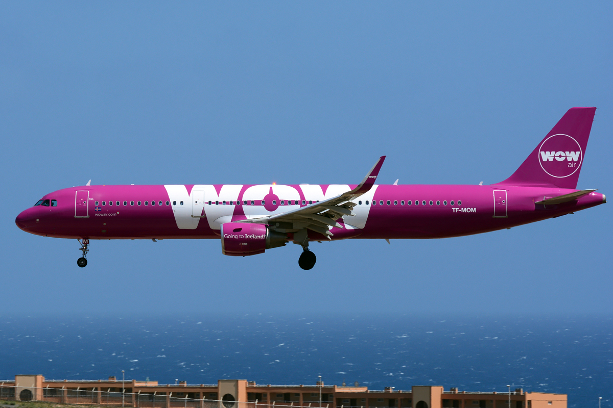 TF-MOM · Airbus A321-211(WL) · (LPA / GCLP)