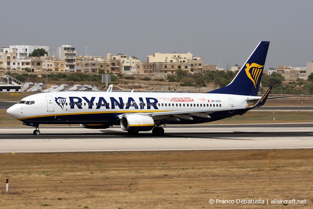 9H-QCN · Boeing 737-8AS(WL) · (MLA / LMML)