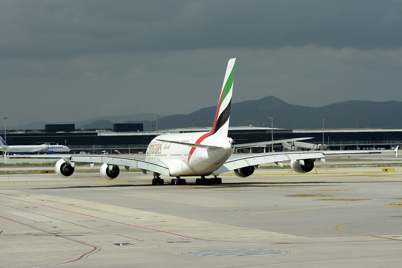 A6-EDS · Airbus A380-861 · (BCN / LEBL)