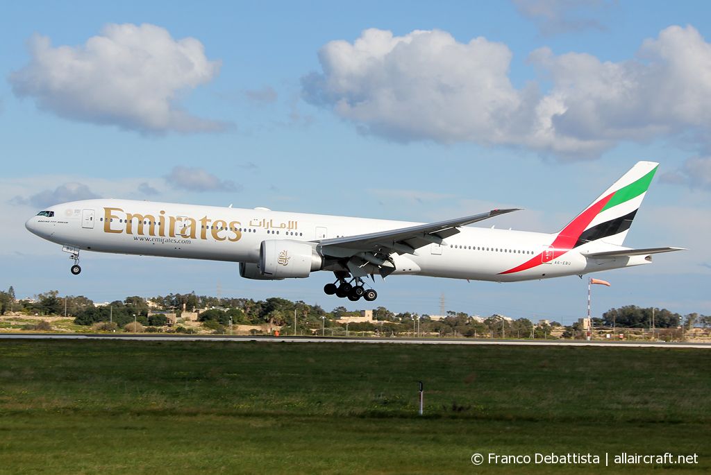A6-EBU · Boeing 777-31H/ER · (MLA / LMML)