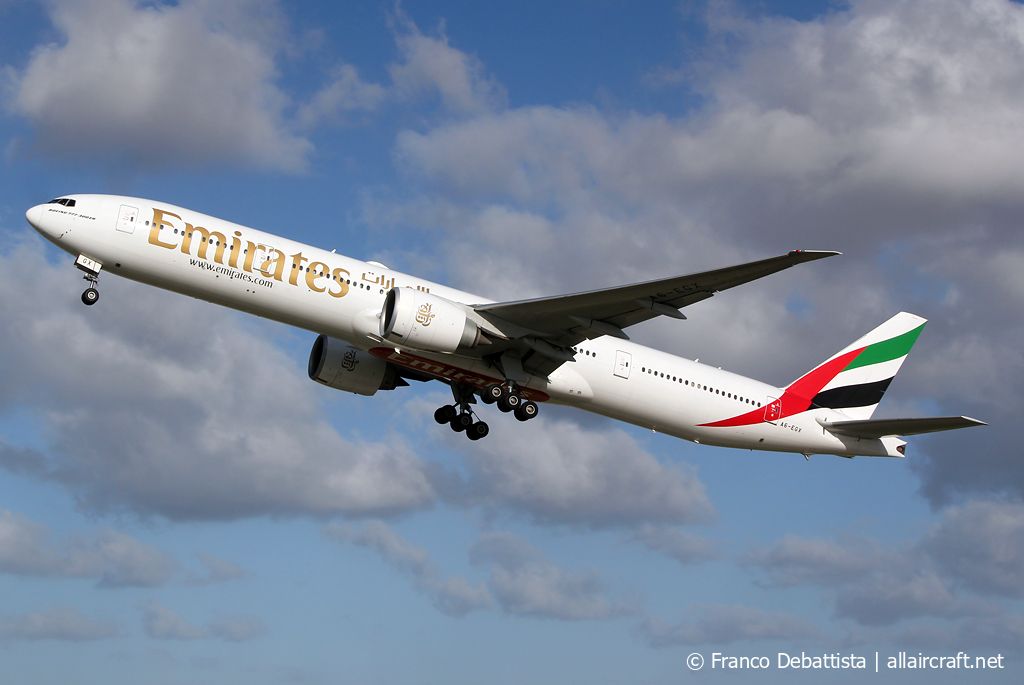 A6-EGX · Boeing 777-31H/ER · (MLA / LMML)
