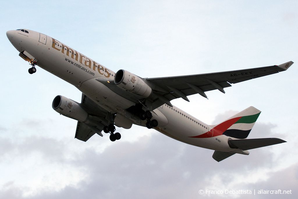 A6-EKX · Airbus A330-243 · (MLA / LMML)