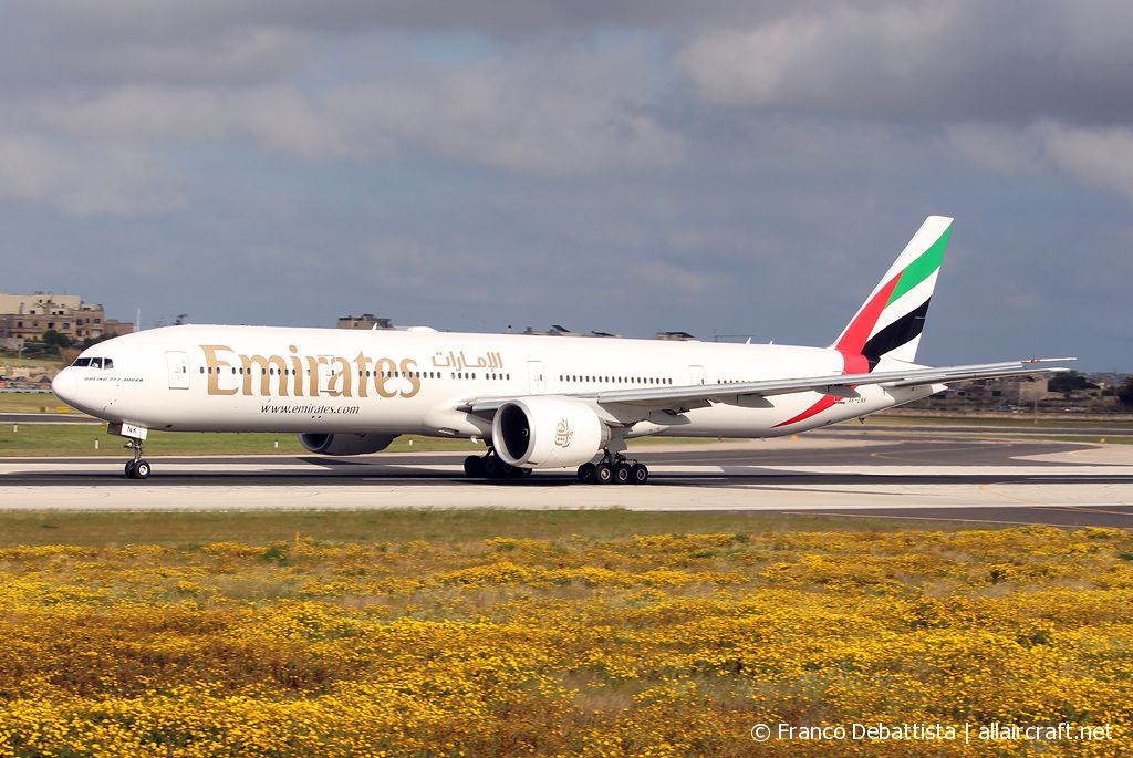 A6-ENK · Boeing 777-31H/ER · (MLA / LMML)