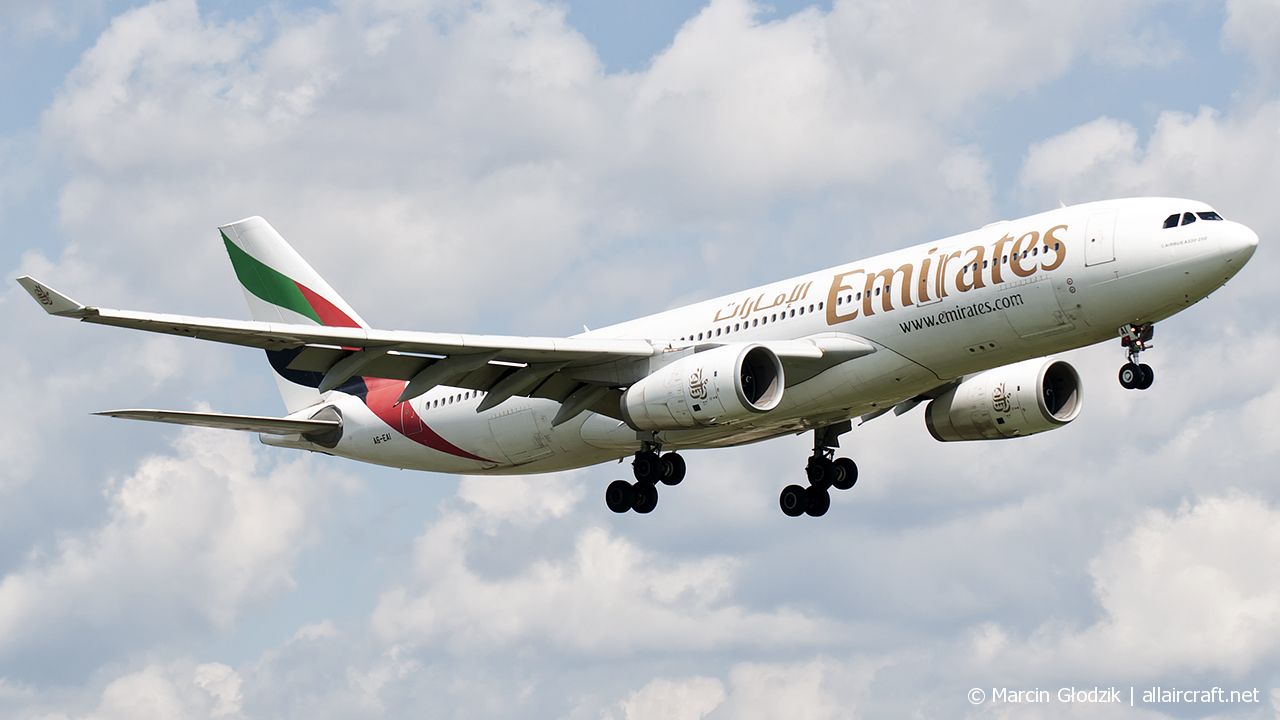 A6-EAI · Airbus A330-243 · (WAW / EPWA)
