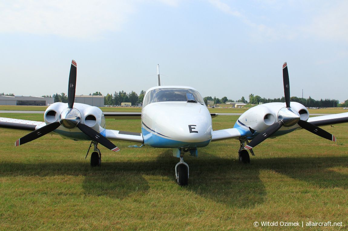 SP-TUE · Piper PA-34-220T Seneca V · EPRJ