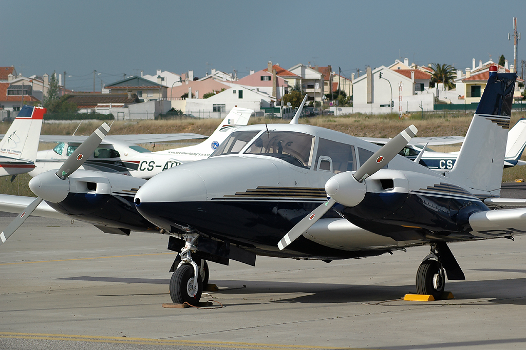 PH-COM · Piper PA-30-160 Twin Comanche · (LPCS)