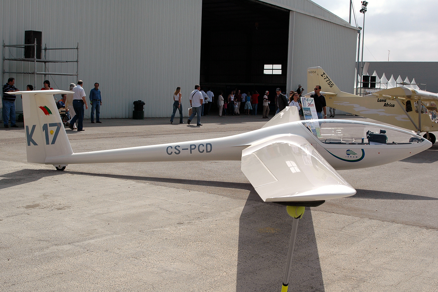 CS-PCD · Glaser-Dirks DG-300 Elan · (LPEV)