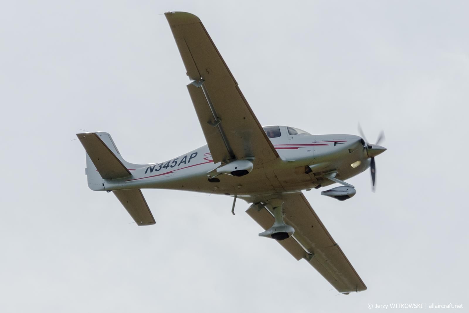 N345AP · Cirrus SR22T · (RZE / EPRZ)
