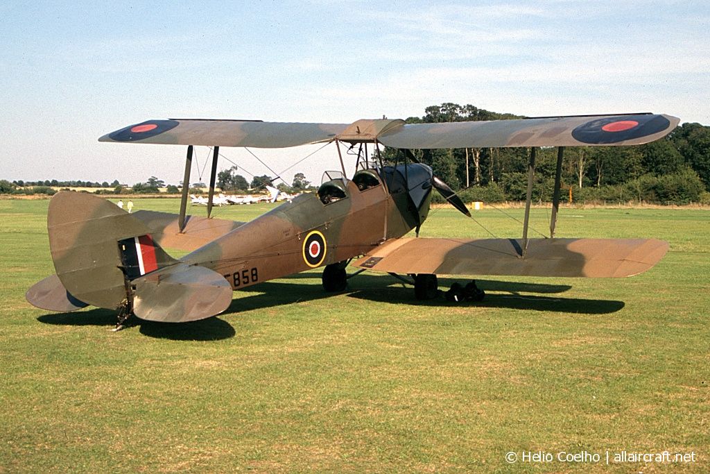 G-BLUZ · De Havilland DH.82B Queen Bee · (EGTH)