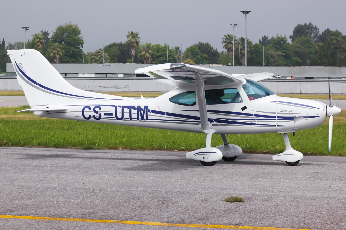 CS-UTM · TL 3000 Sirius · (BGZ / LPBR)