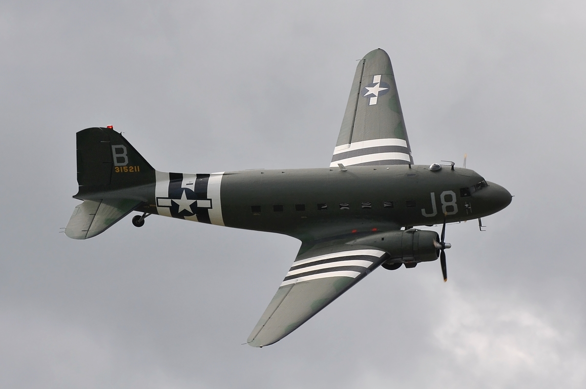 N1944A · Douglas C-47A Skytrain · (EGBP)