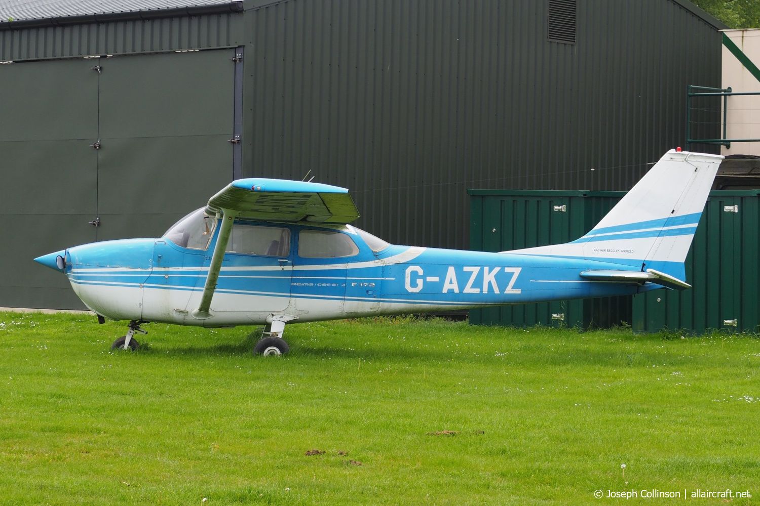 G-AZKZ · Reims-Cessna F172L Skyhawk · (EGSM)