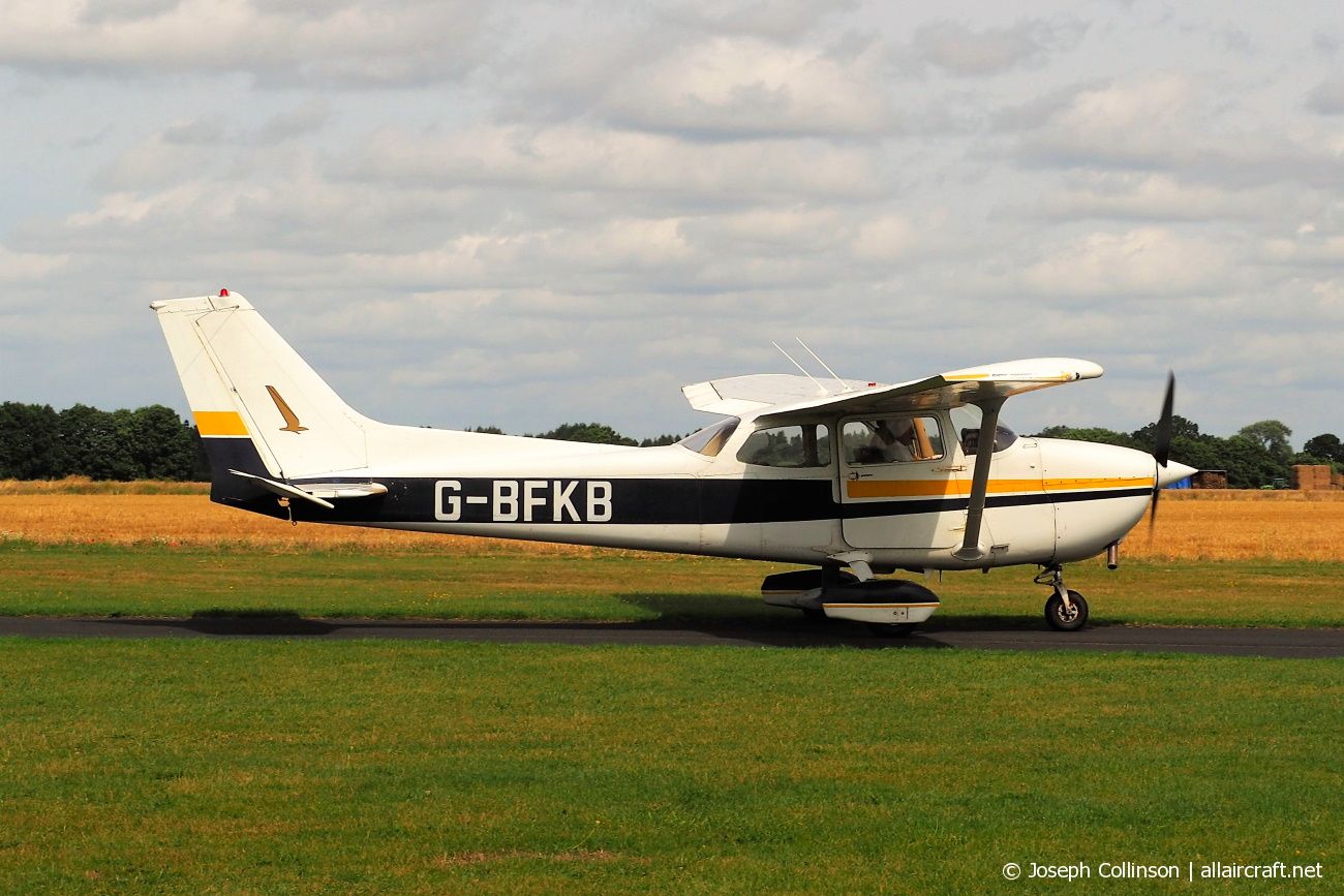 G-BFKB · Reims-Cessna F172N · (EGCV)