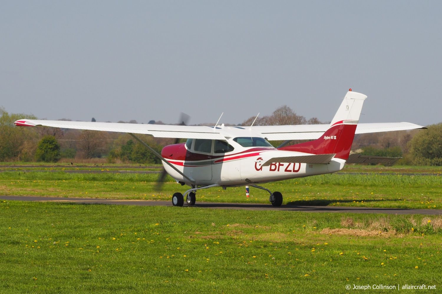 G-BFZD · Reims-Cessna FR182 Skylane RG · (EGCV)