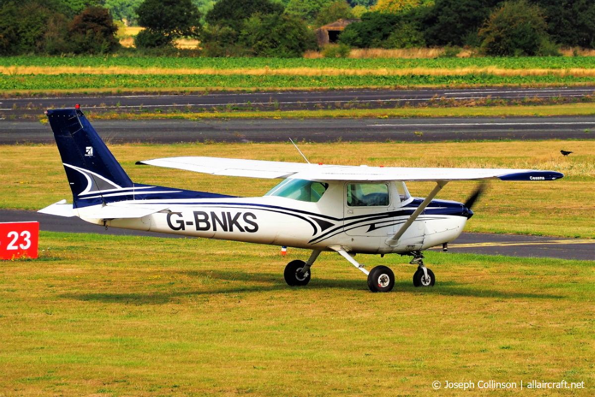 G-BNKS · Cessna 152 · (EGCV)