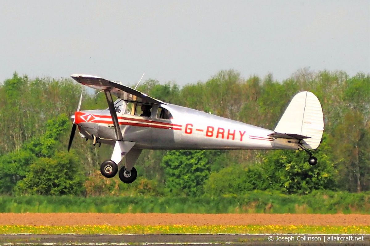 G-BRHY · Luscombe 8E · (EGCV)