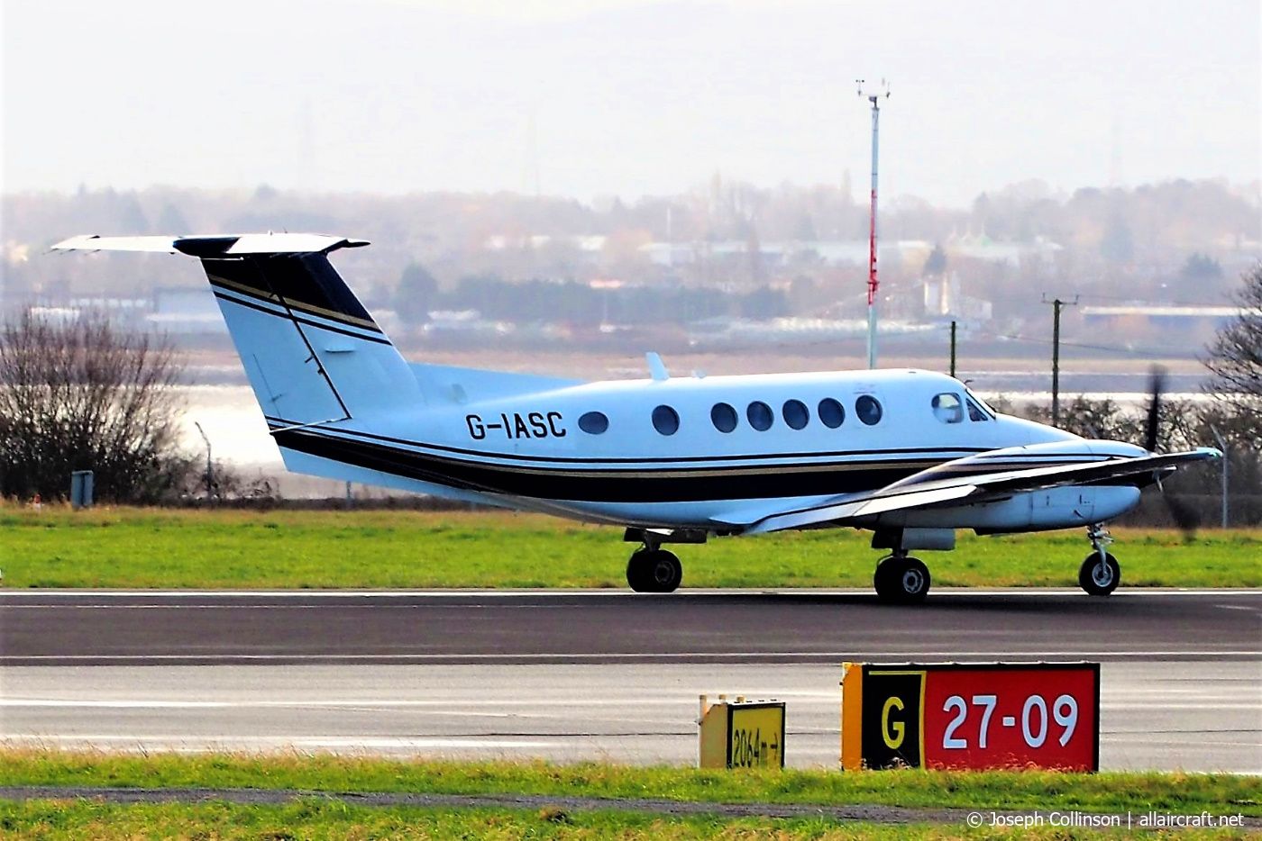 G-IASC · Beechcraft B200C Super King Air · (LPL / EGGP)