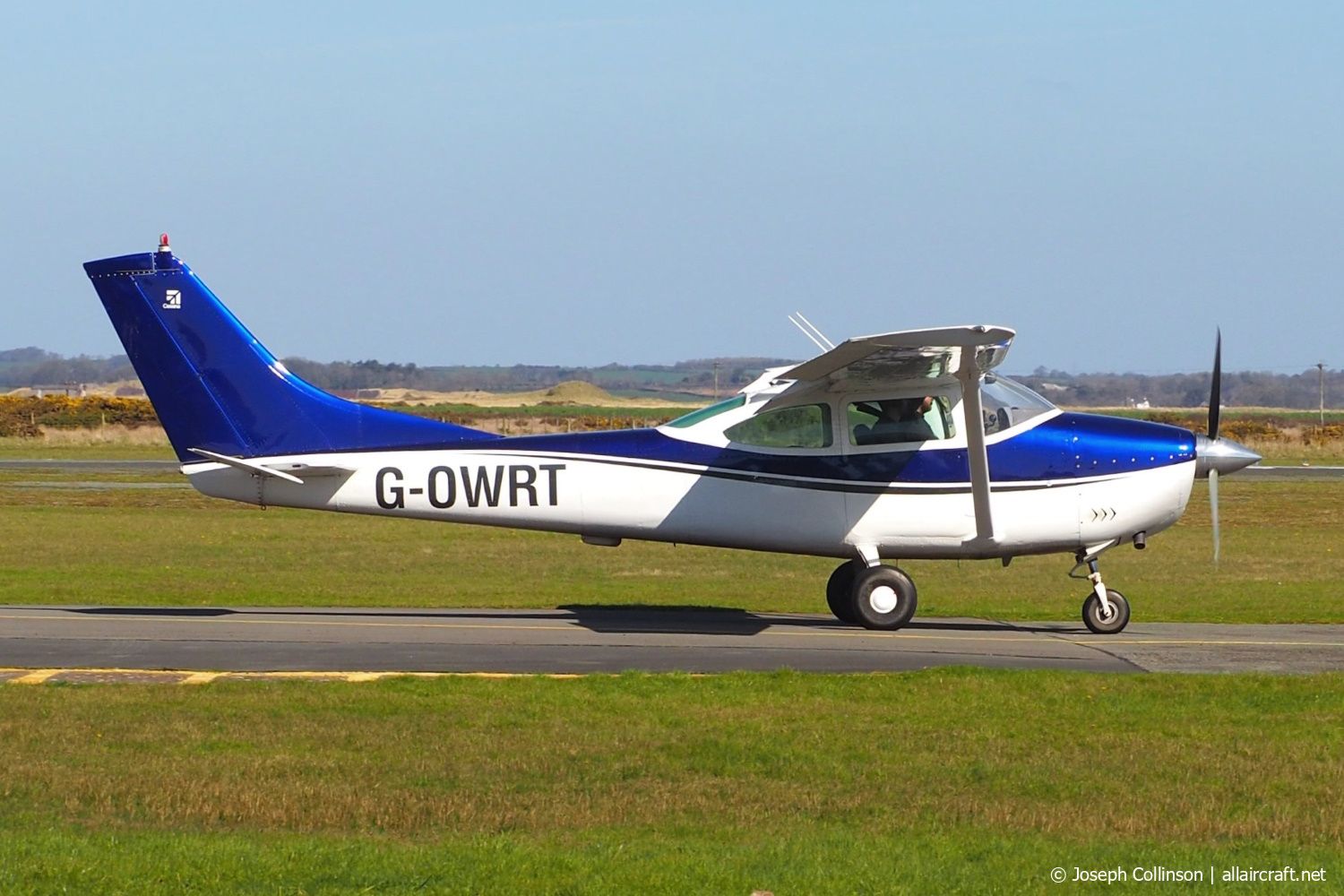 G-OWRT · Cessna 182G Skylane · (EGCK)
