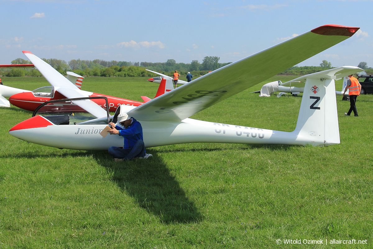 SP-3468 · SZD 51-1 Junior · (EPST)