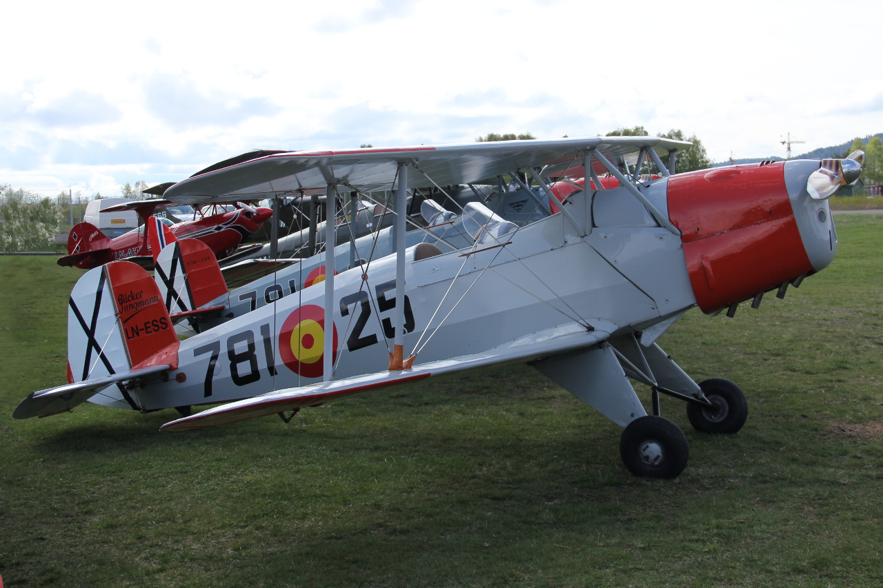 LN-ESS · CASA 1-131E Jungmann · (ENKJ)