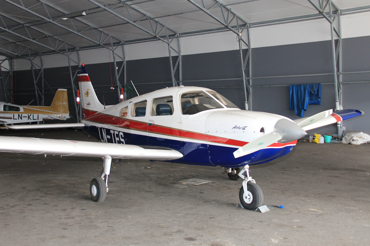 LN-TFS · Piper PA-28-181 Archer III · (ENKJ)